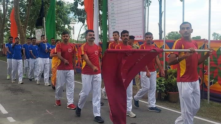 CoochBehar: ভারতীয় সীমান্ত রক্ষী বাহিনীর উদ্যোগে ইন্টার ফ্রন্টিয়ার ক্রস কান্ট্রি দৌড় প্রতিযোগিতা