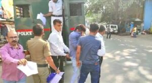 Fraudulent call center Howrah: হাওড়ার লিলুয়াতে কল সেন্টারে পিছনে চলছিল প্রতারণা চক্র ,ধৃত ১১ জন