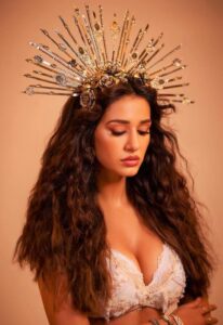 Disha Patani: দিশার হট ক্লিভেজের নেশায় পাগল ভক্তরা, নেটদুনিয়া তোলপার 