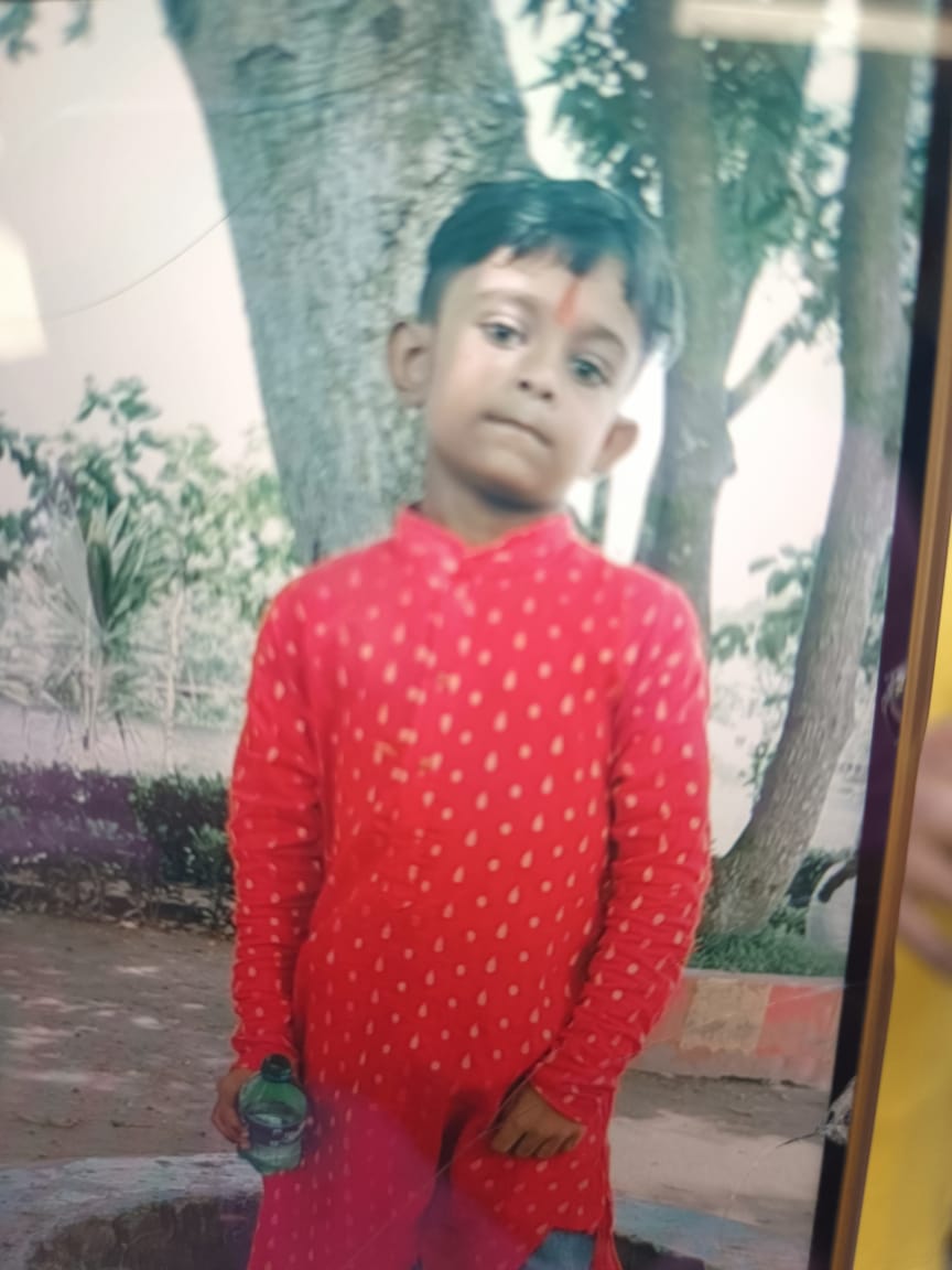 Bhatpara: ভাটপাড়ার প্রেমচাঁদনগরে বোমা ফেটে শিশুর মৃত্যু, জখম আরও এক