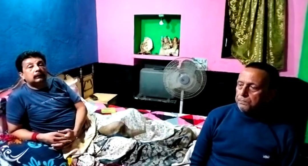 Barrackpore: ব্যারাকপুরে একটি বেসরকারি হাসপাতালে অসুস্থ রোগীকে মারধোর করার অভিযোগ উঠল নিরাপত্তারক্ষীদের বিরুদ্ধে barrackpore-allegations-of-beating-up-a-sick-patient-in-a-private-hospital-in-barrackpore-were-made-against-the-security-guards-west-bengal-india-ei-yug