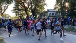 Alipurduar: ড্রাগ মুক্ত আলিপুরদুয়ার গড়ার লক্ষ্যে জেলা পুলিশের উদ্যোগে দশ কিলোমিটার ম্যারাথন দৌড় ten-kilometer-marathon-run-by-district-police-to-make-alipurduar-drug-free-westbengal-india-eiyug-alipurduar