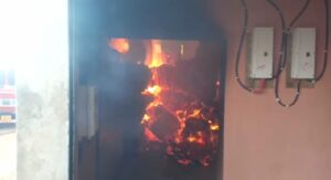 Domjur: ডোমজুড়ে তুলোর কারখানায় ভয়াবহ আগুন domjur-fierce-fire-at-cotton-factory-across-domjur-howrah-india-eiyug-domjur