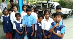 Birbhum: বোলপুরে ছাত্র-ছাত্রীদের মারধরের অভিযোগ উঠল প্রধান শিক্ষকের বিরুদ্ধে allegations-of-beating-students-in-bolpur-were-made-against-the-head-teacher-west-bengal-india-ei-yu-newspaper-howrah-birbhum-ei-yug