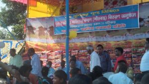 Alipurduar: অসহায়দের কম্বল দান ব্যবসায়ী সমিতির 