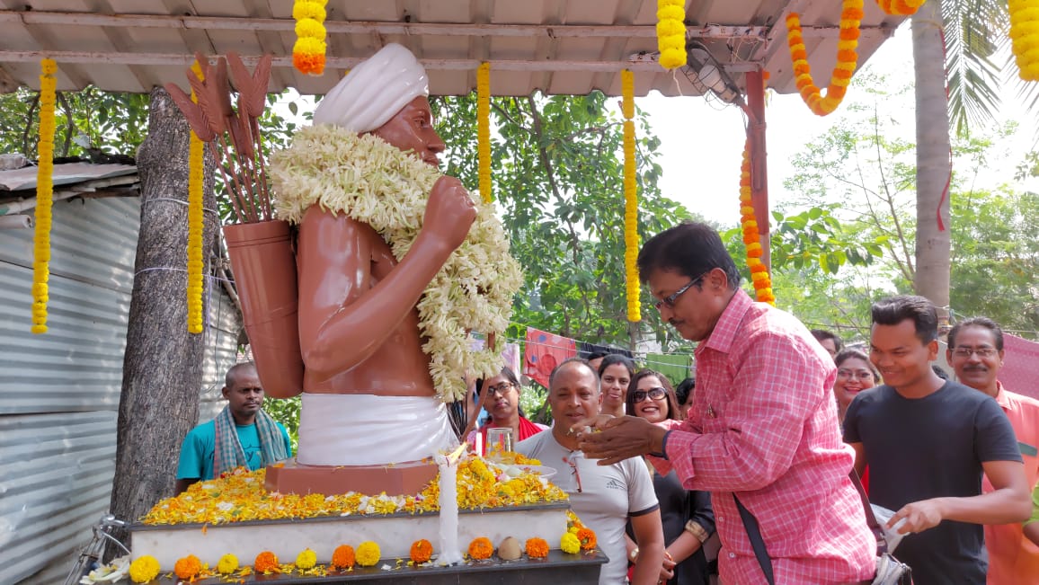 Barrackpore BJP: বিজেপির পক্ষ থেকে ব্যারাকপুরে পালিত স্বাধীনতা সংগ্রামী বিরসা মুন্ডার জন্মদিন