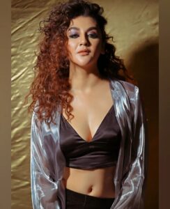 Jaya Ahsan: জয়ার সেক্সি চাবুক ফিগারে ঘায়েল নেটিজেনরা 