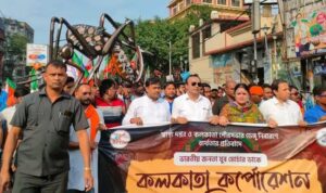 Kolkata: ডেঙ্গি ইস্যুতে বিজেপি যুব মোর্চার কলকাতা পুরসভা অভিযান ঘিরে ধুন্ধুমার , আটক ডাঃইন্দ্রনীল খান অগ্নিমিত্রা পাল সজল ঘোষ সহ একাধিক নেতা নেত্রী