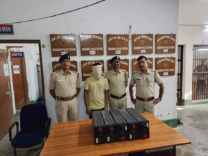 Alipurduar: মোবাইল টাওয়ারের চুরি যাওয়া ব্যাটারি সমেত গ্রেপ্তার এক 