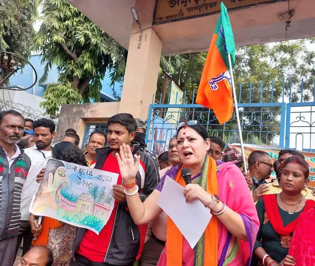 Agnimitra Paul,: প্রধানমন্ত্রীর প্রকল্প মানেই মমতার শাসনে চুরি- কটাক্ষ অগ্নিমিত্রা পালের