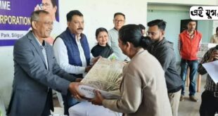 Siliguri: শিলিগুড়ি পৌর নিগমের উদ্যোগে মিড ডে মিল রান্নার জন্য পৌর এলাকার চৌত্রিশ টি স্কুলকে দেওয়া হলো গ্যাস চুলা