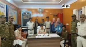 Uttar Dinajpur: বাহান্ন লক্ষ টাকার হেরোইন ও গুলি ভর্তি পিস্তল সহ গ্রেপ্তার দুই 