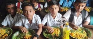 Midday Meal Biryani: স্কুলের মিড ডে মিলে বিরিয়ানি ,বেজায় খুশি ছাত্র-ছাত্রীরা
