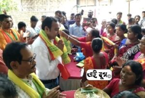 Dr. Indranil Khan Jalpaiguri: জলপাইগুড়িতে গ্রাম সম্পর্ক অভিযানে বিজেপি যুব মোর্চার রাজ্য সভাপতি ডা‍ঃ ইন্দ্রনীল খাঁন 