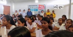 Siliguri: মানব পাচার ও শিশু অধিকার বিষয়ক সচেতনতা কর্মসূচী শিলিগুড়ি মহিলা থানার শক্তিবাহিনীর উদ্যোগে