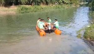Alipurduar: নদীতে স্নান করতে নেমে তলিয়ে গেলেন বৃদ্ধ ,স্পীড বোট নামিয়ে চলছে তল্লাশী