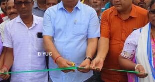 coochbehar: রাস্তার কাজের শুভ সূচনা করলেন উত্তরবঙ্গ উন্নয়ন মন্ত্রী উদয়ন গুহ