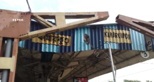 tarakeswar howrah train: তারকেশ্বর-হাওড়া লোকালের প্যান্টোগ্রাফ ভেঙে বিপত্তি