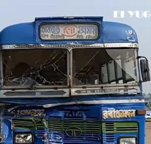 Howrah: সাঁতরাগাছি ব্রিজের উপর দু’টি বাসের মুখোমুখি সংঘর্ষ 