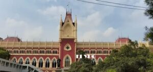 kolkata: হাইকোর্টের ডিভিশন বেঞ্চে ৩২ হাজার শিক্ষকের চাকরি বহাল 