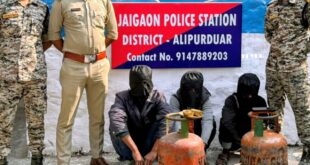 Alipurduar: চোরাই সামগ্রী সহ গ্রেপ্তার তিন