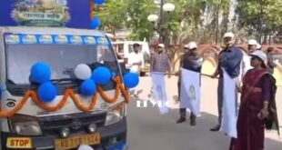 CoochBehar: বাংলার বাড়ি প্রকল্পের ট্যাবলোর সূচনা হলো জেলা শাসকের দপ্তরে