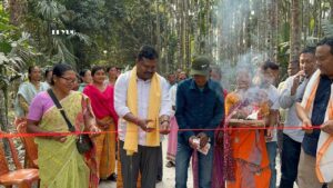 Alipurduar: পথশ্রী চতুর্থ পর্যায়ের রাস্তার কাজের সুচনা করলেন সাংসদ 