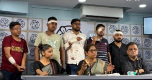 kolkata: ব্রিগেডের জন সভায় যাবার পথে বাস দাঁড় করিয়ে মন্ত্রীর বাড়িতে হামলার অভিযোগ বিজেপি কর্মীদের বিরুদ্ধে