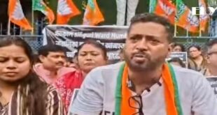 siliguri: কিশোরী মৃত্যুর ঘটনায় অভিযুক্তের গ্রেপ্তারের দাবিতে রাজনৈতিক কর্মসূচি বন্ধ রেখে ধর্নায় শংকর ঘোষ