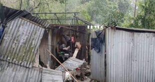 Alipurduar: ঝড়-বৃষ্টি সহ বজ্রপাত ,ব্যাপক ক্ষয়ক্ষতি আলিপুরদুয়ারে