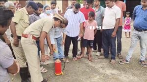 Alipurduar: রামপুর প্রাথমিক স্বাস্থ্যকেন্দ্রে অগ্নি নিরাপত্তা বিষয়ক সচেতনতা কর্মসূচি 