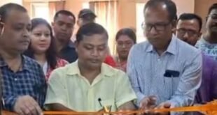 siliguri: শিলিগুড়ির তেনজিং নোরগে বাস টার্মিনাসে ডর্মিটরি ও লাউঞ্জ এর উদ্বোধন করলেন পরিবহন দপ্তরের প্রতিমন্ত্রী আনন্দময় বর্মন