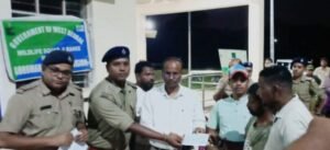 Jalpaiguri: হাতির হানায় মৃতের পরিবারকে আর্থিক সহায়তা ও পরিবারের একজনকে চাকরির আশ্বাস বন দপ্তরের