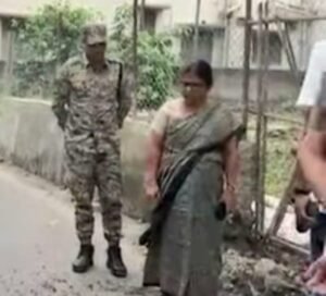 siliguri: পুজোর আগে শিলিগুড়ির রাস্তাঘাট,নিকাশী নালা, রাস্তার কাজ খতিয়ে দেখলেন পৌর নিগমের প্রশাসক আর বিমলা