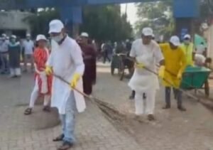 MALDA: স্বচ্ছতা হি সেবা অভিযান ২০২৬ উপলক্ষে মালদহ রেল স্টেশনে পরিচ্ছন্নতা অভিযান