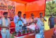 Alipurduar: কর্মসূচি অনুসারে চা বাগানে নতুন বস্ত্র বিতরন আলিপুরদুয়ার জেলা পুলিশের উদ্যোগে