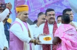 Suvendu Adhikari: দক্ষিন চব্বিশ পরগনার কাকদ্বীপ স্টেডিয়ামে আয়োজিত বিশেষ জন পরিষেবা প্রদান কর্মসূচিতে মুখ্যমন্ত্রী শুভেন্দু অধিকারী